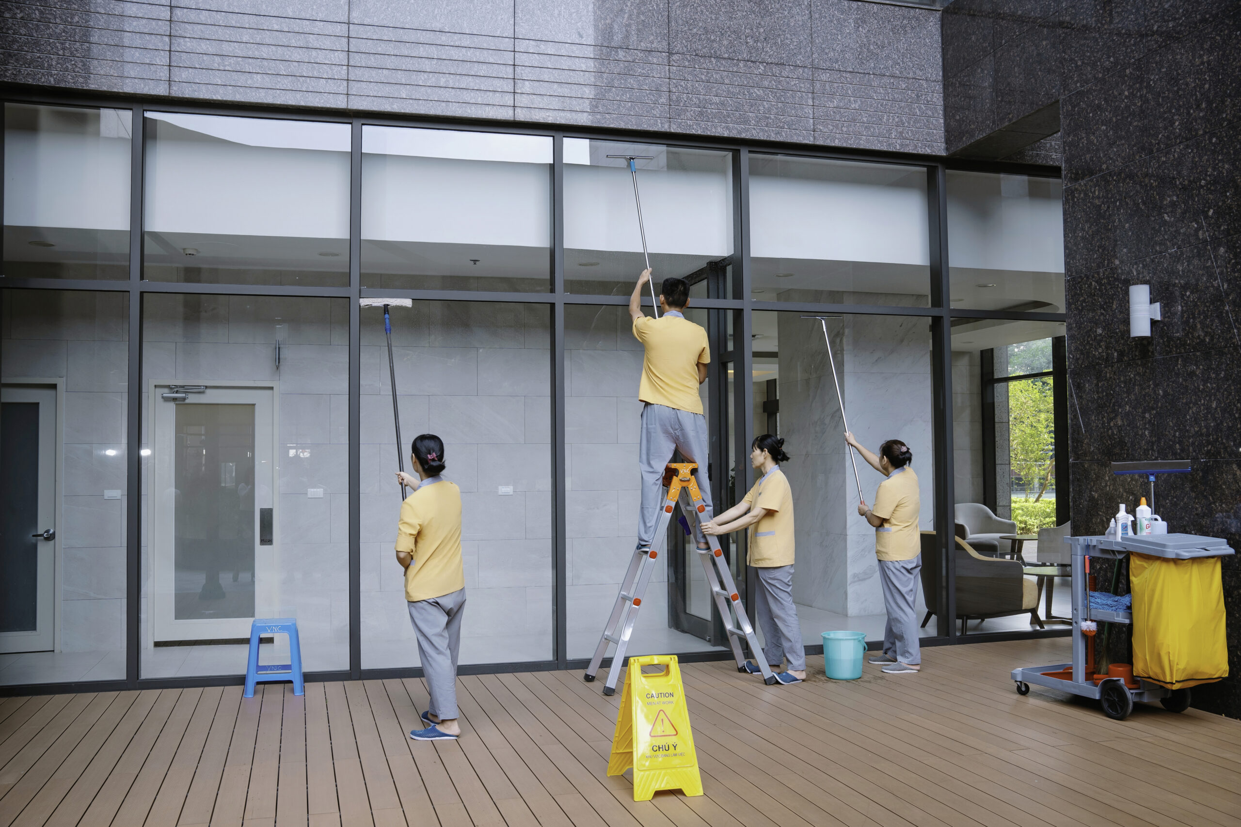 Dịch vụ tổng vệ sinh theo kế hoạch và theo yêu cầu